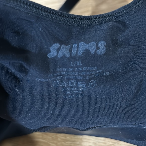 NWT SKIMS bralette - Picture 2 of 3
